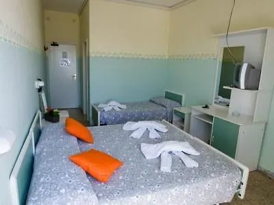 Viscount Hotell 2*
