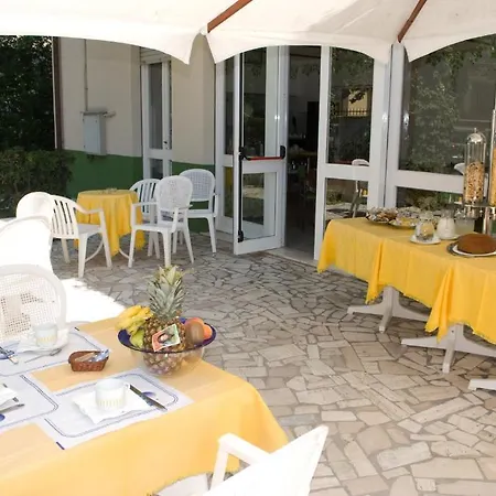 Hotel Viscount