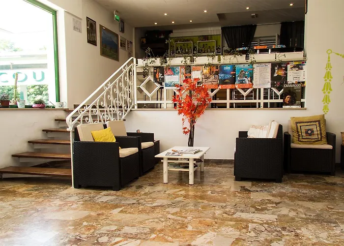 Viscount Hotel 2*